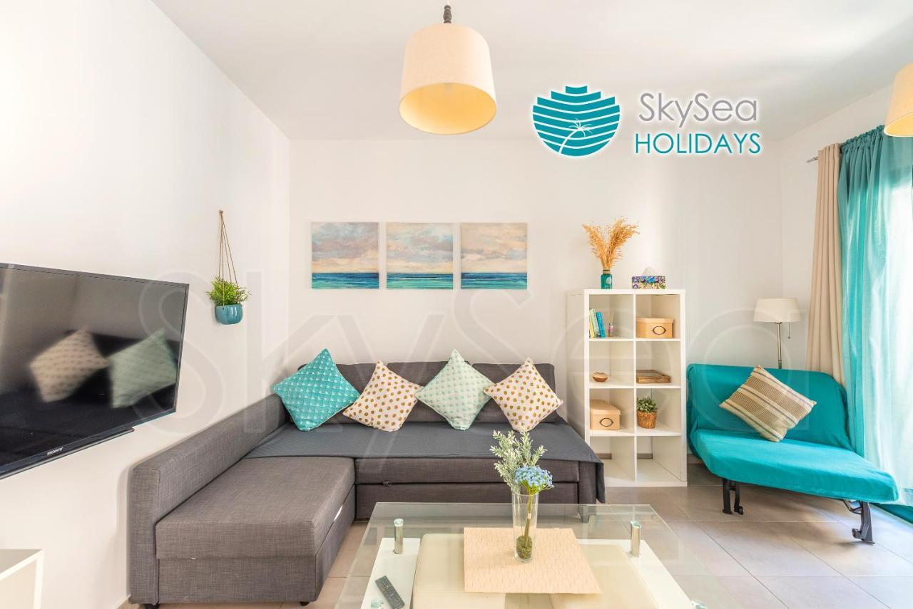 Skysea Holidays City Center Suites Malaga Bagian luar foto